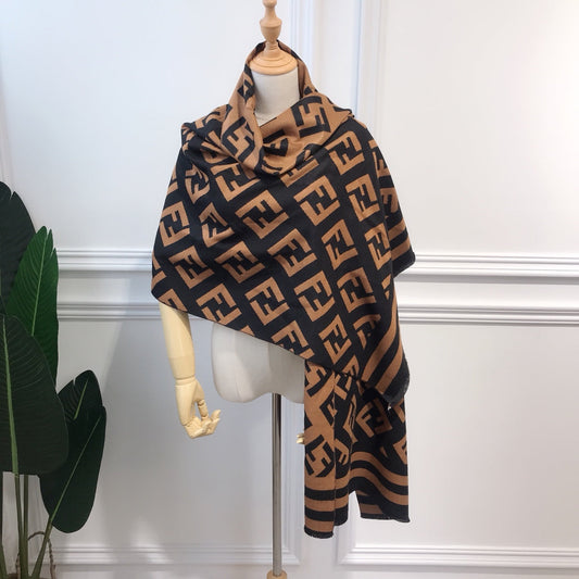 Classic 100% cashmere shawl