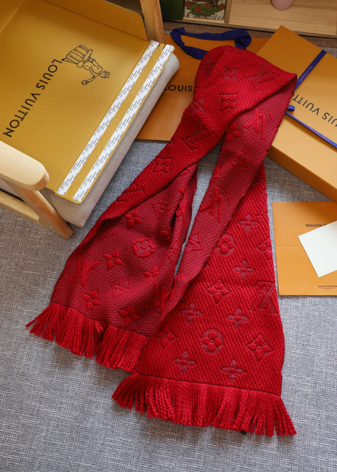 A century-old classic cashmere scarf