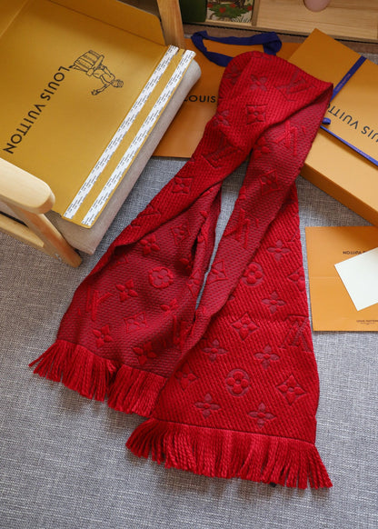 A century-old classic cashmere scarf