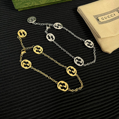 Fashionable letter G bracelet