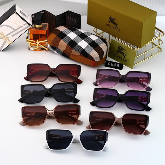 Fashion hot 7 color sunglasses 0685